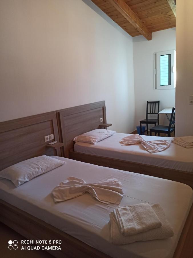 Bella Vista Hotel Himare Room photo
