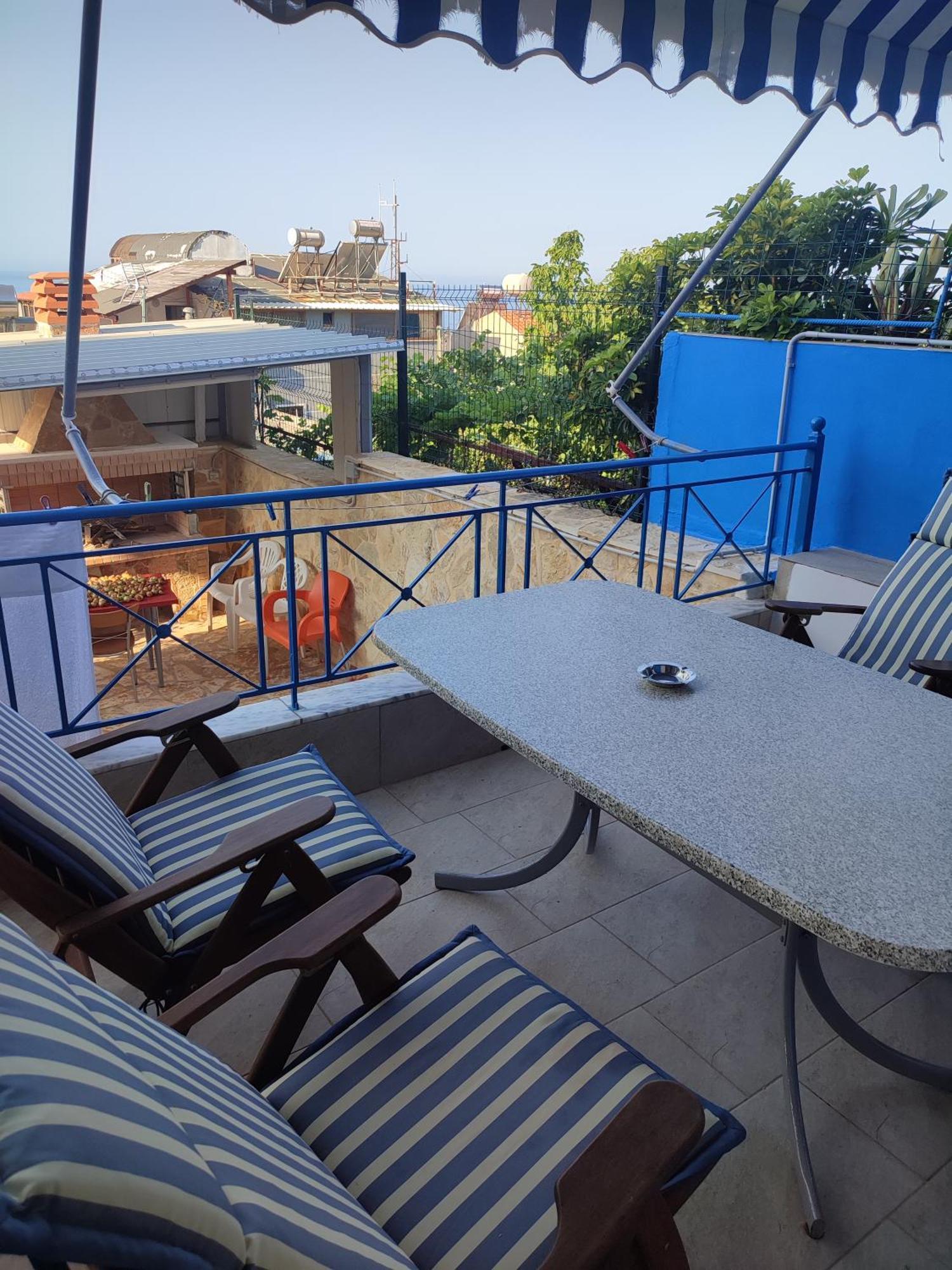 Bella Vista Hotel Himare Exterior photo